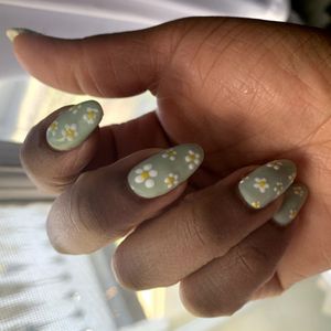 spoil me with a manicure