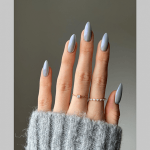 Manicure For Me