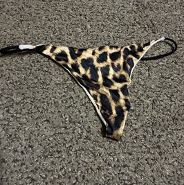 Silky smooth leopard thong
