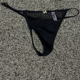 Black lacy g string