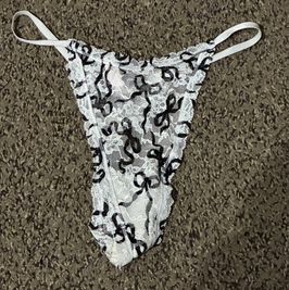 White and black Lacey g string