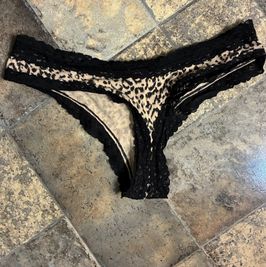 Cheeky leopard panties