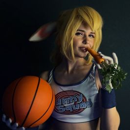 Lola Bunny Photoset