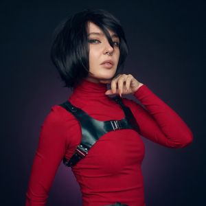 Ada Wong V2 Photoset