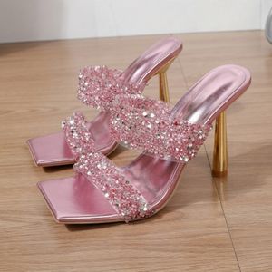Gift for Jessie: Beautiful sandals