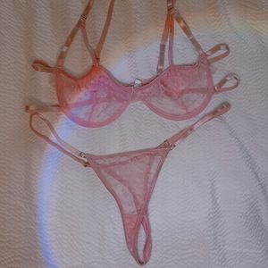 PINK LINGERIE SET