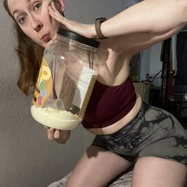 Give me protein and i will send you fit pics!