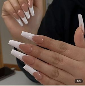 Bimbos need sexy nails to scratch backs and look HOT