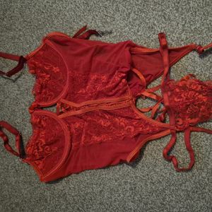 Red basque with suspender
