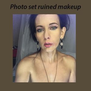 Photo set ruined makeup