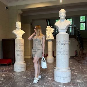 city tour and exhibition tour
