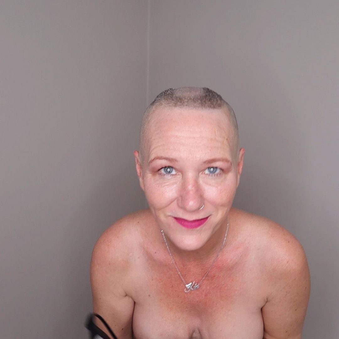 21 shoe Flattop and Head Shaving Pics