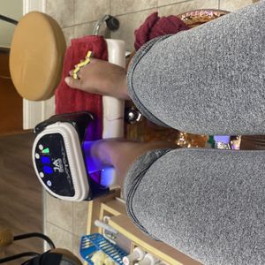 Pedicure manicure