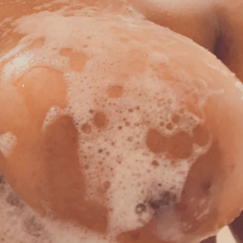 Bath Time With Your Virgin Waifu
