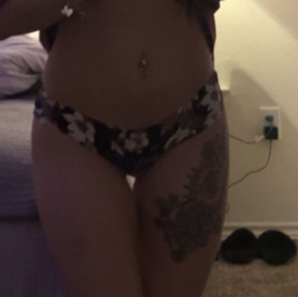 Floral lace back panties