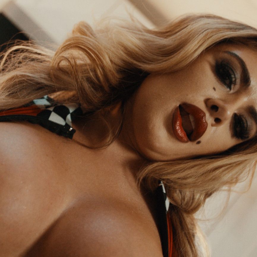 Vivianne Desilva 4 Episode Bundle