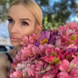 Give me flowers