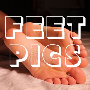 BARE FEET PhotoSet