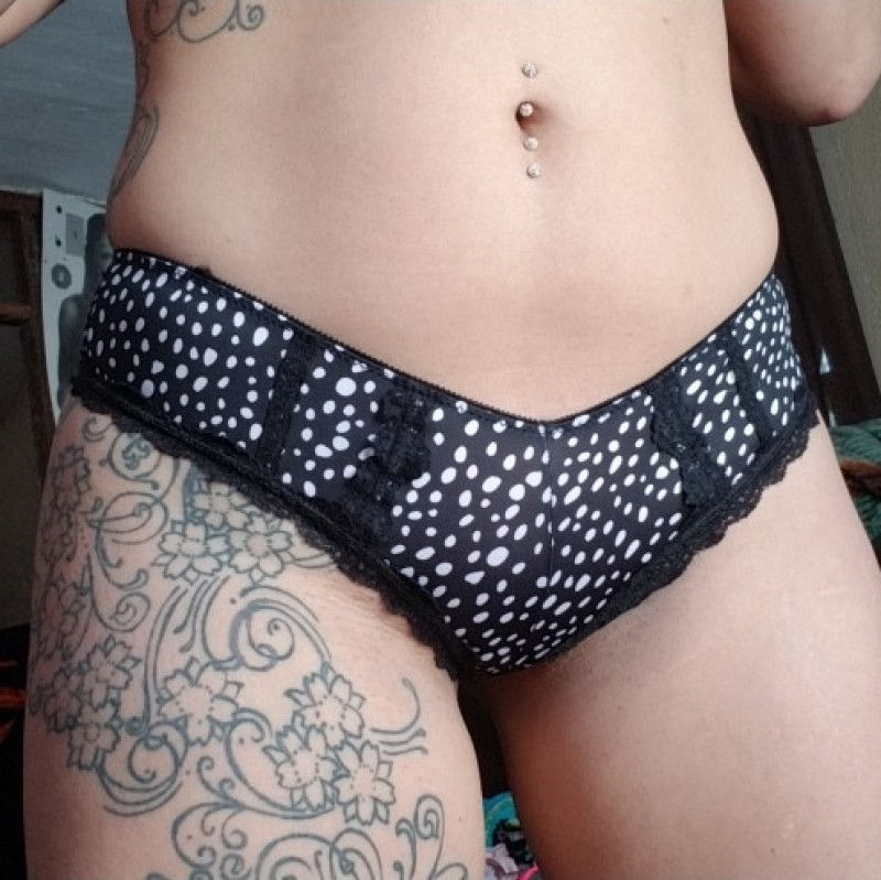Messy polka dot panty thong