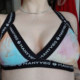 Manyvids bra