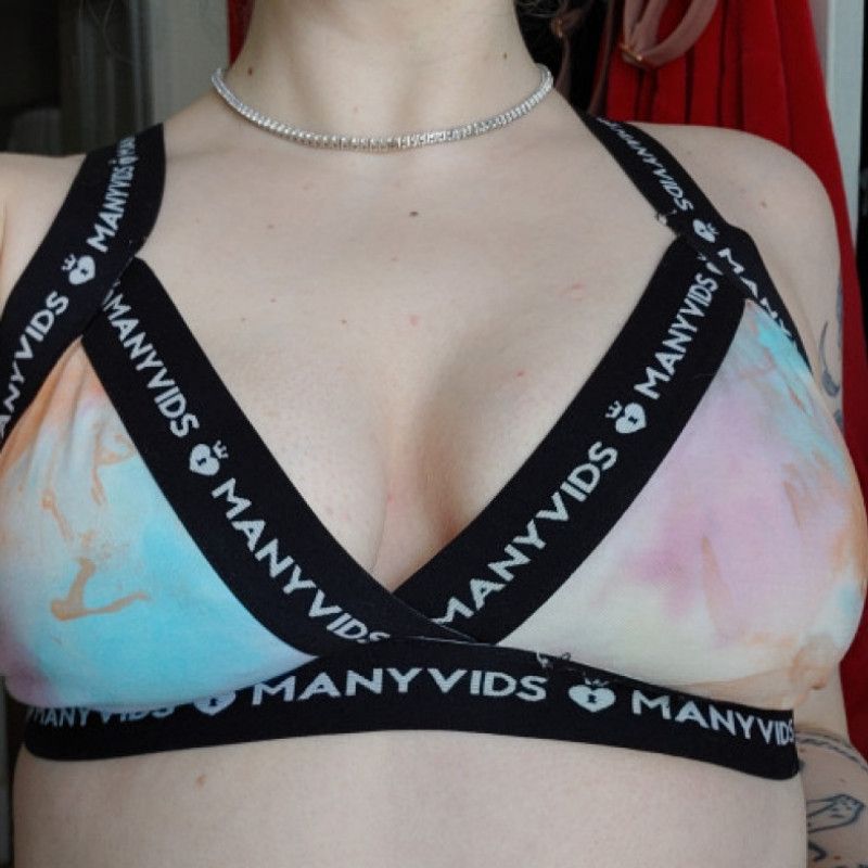 Manyvids bra