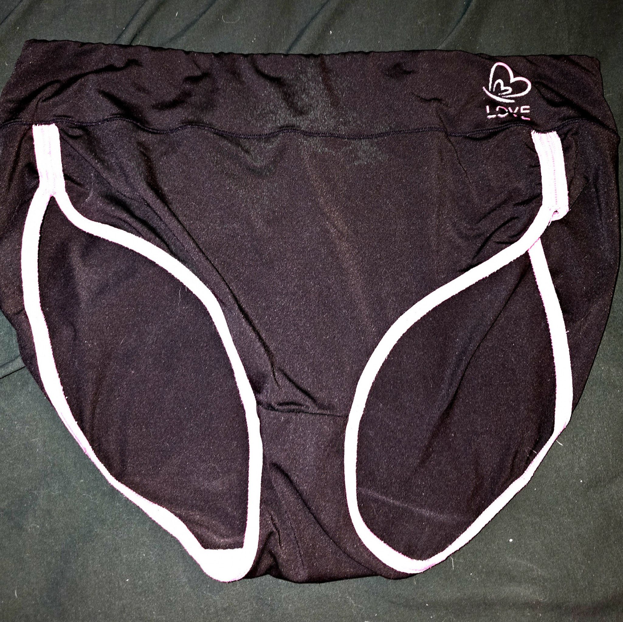 Bbw pink and black undies