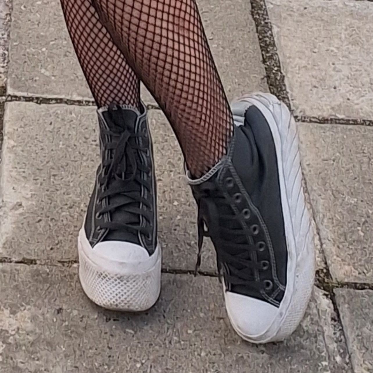 Converse Chuck Taylor Lift 2X Grey