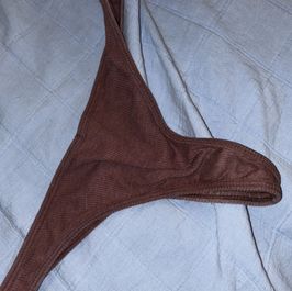Lolas sweaty panties from cardio and sauna