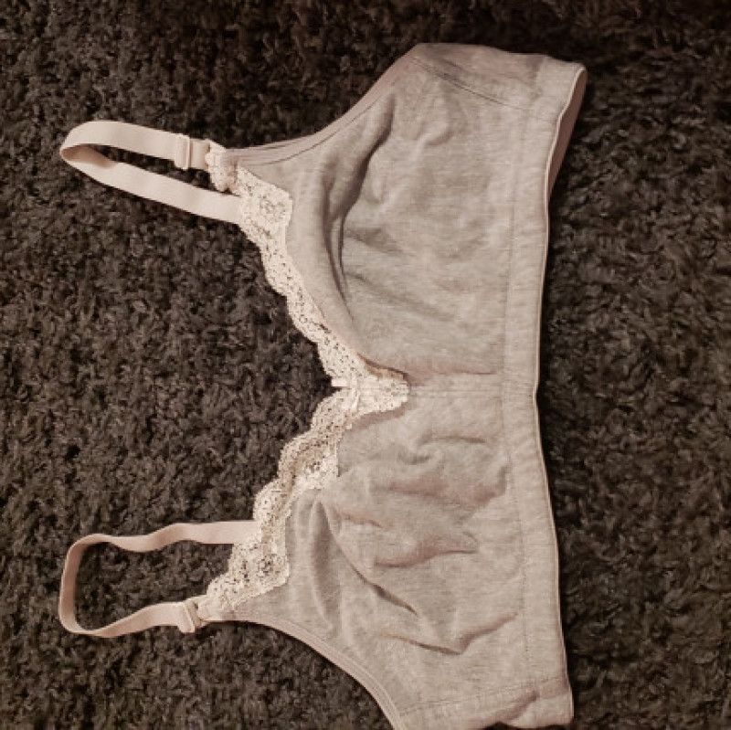 Mommys nursing bra