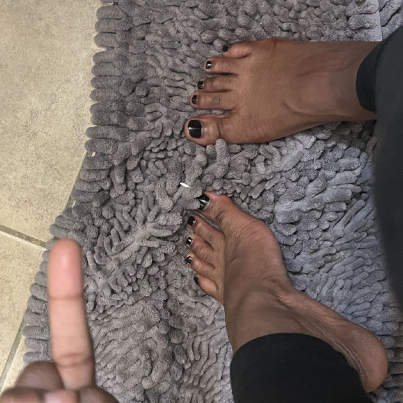 Goddess serenity lovely feet