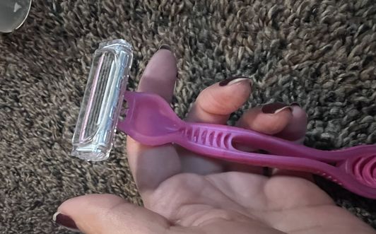 Used Razor