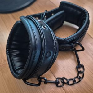 Black Leather Padded Handcuffs