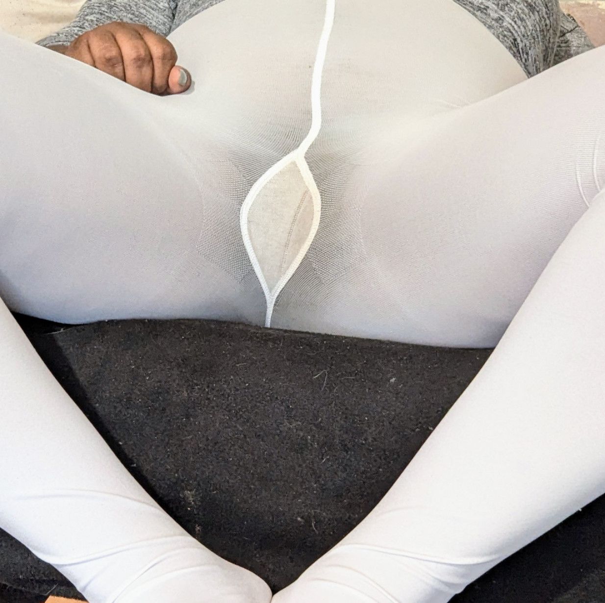 Dirty hairy fishy pussy worn tights