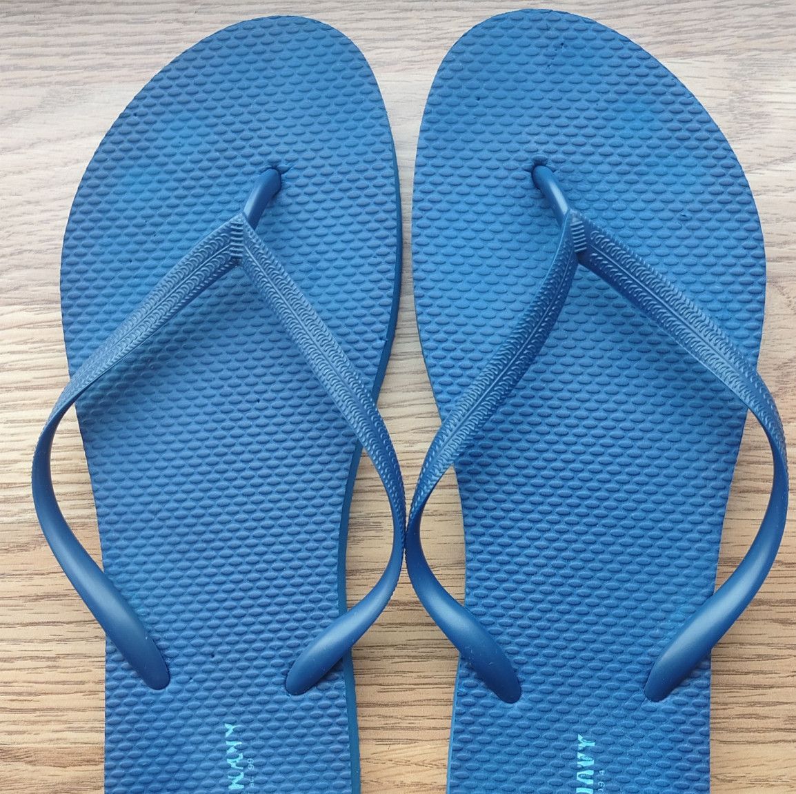 Blue Old Navy Flip Flops