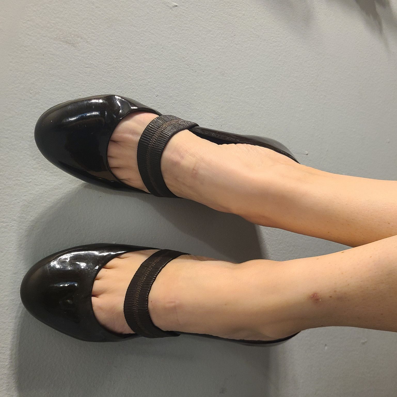Size 9 Gianni Bini Brown Shiny Strap Wedge Mary Jane Shoes