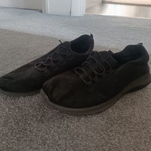 Ladies plimsolls
