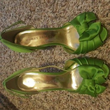 Green pumps well worn