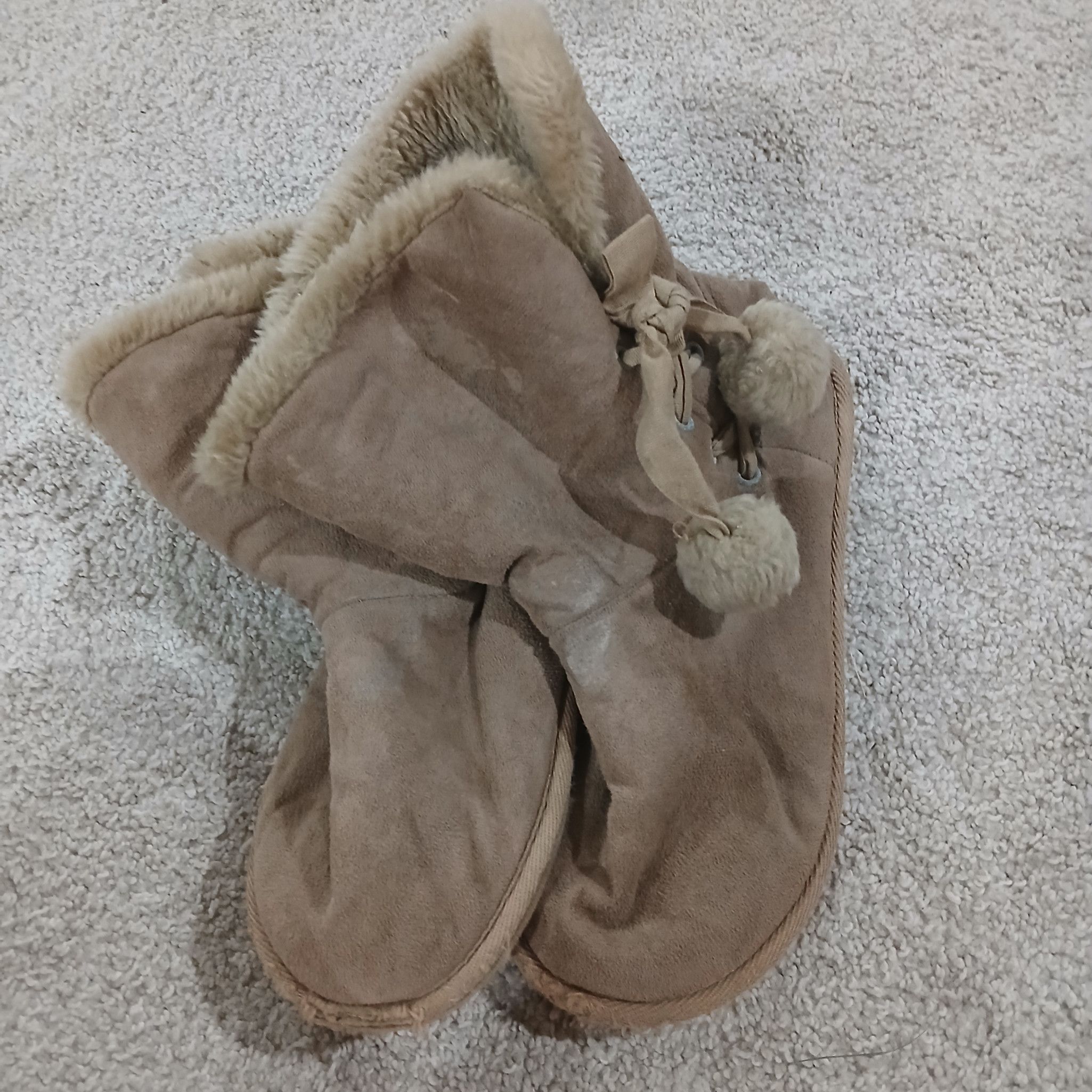 Mailed Very Old Brown Boot Slippers Size 9