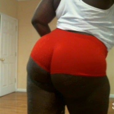 Red Boyshorts!