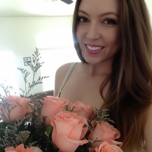 Send Me a Dozen Roses