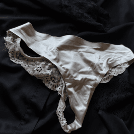 Beige panties