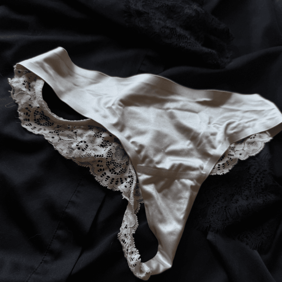 Beige panties