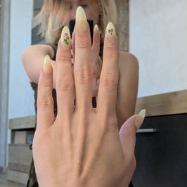 my smol hands need some love too pay for my nails pwea