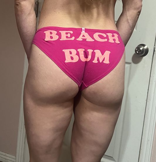 Beach bum cheeky