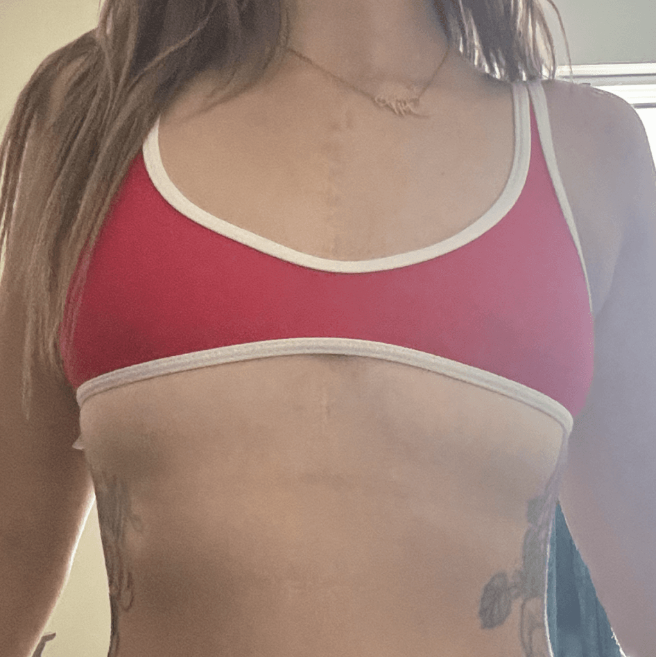 Red teeny bikin