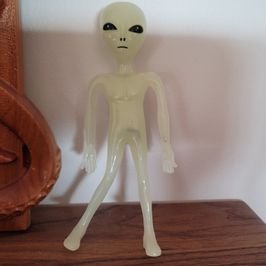 Alien toy