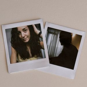 5 Polaroid Selfies