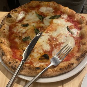 PIZZA FOR ME