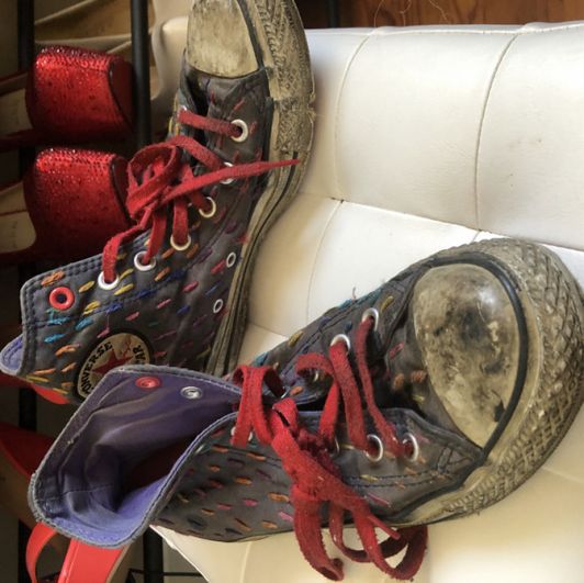 Converse RED Edition