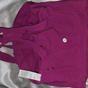 Lululemon sports bra